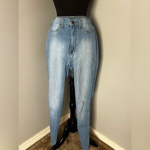 FashionNova High-Rise Light Wash Skinny Jeans